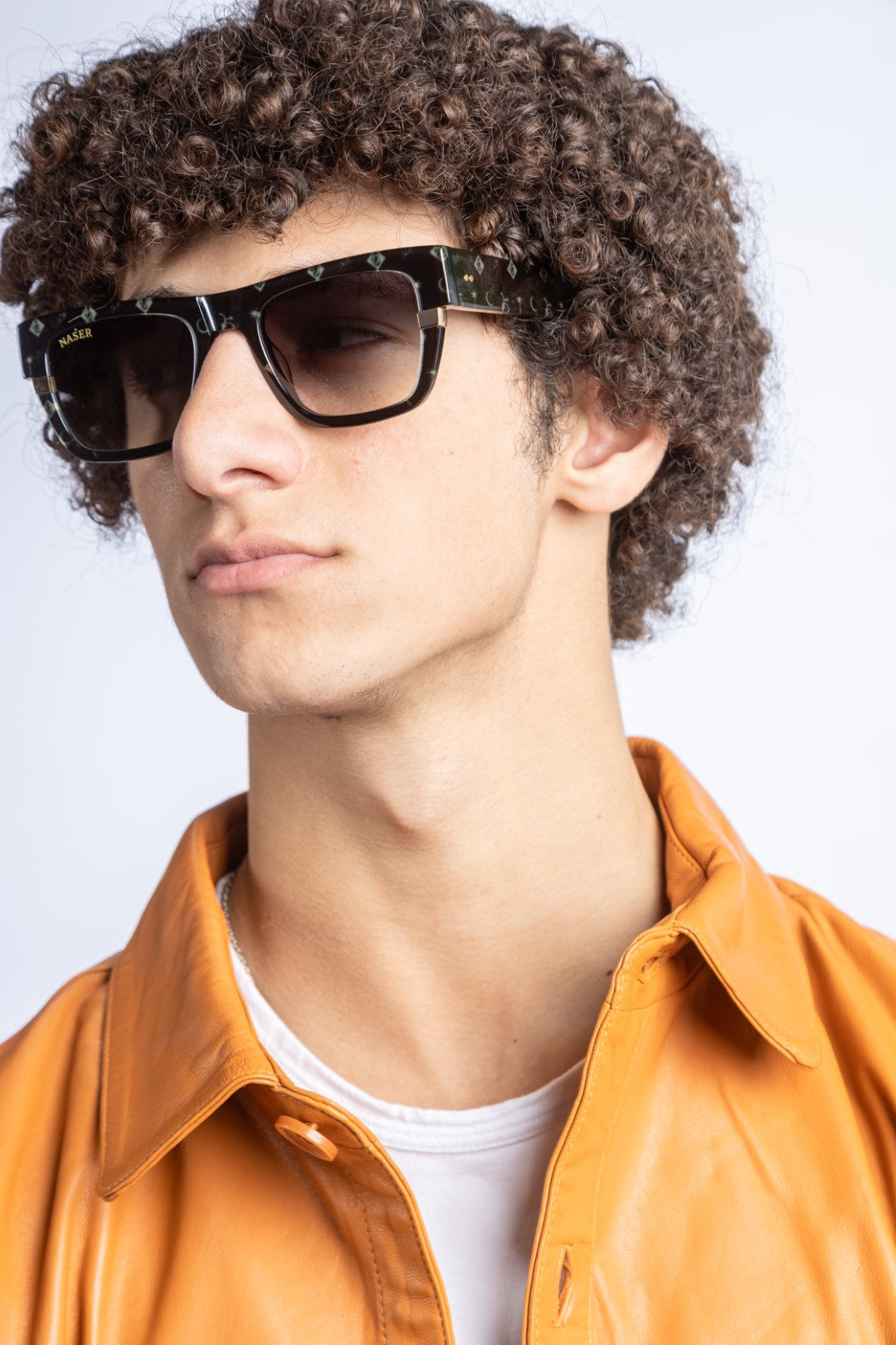 مونوغرام  بلاك