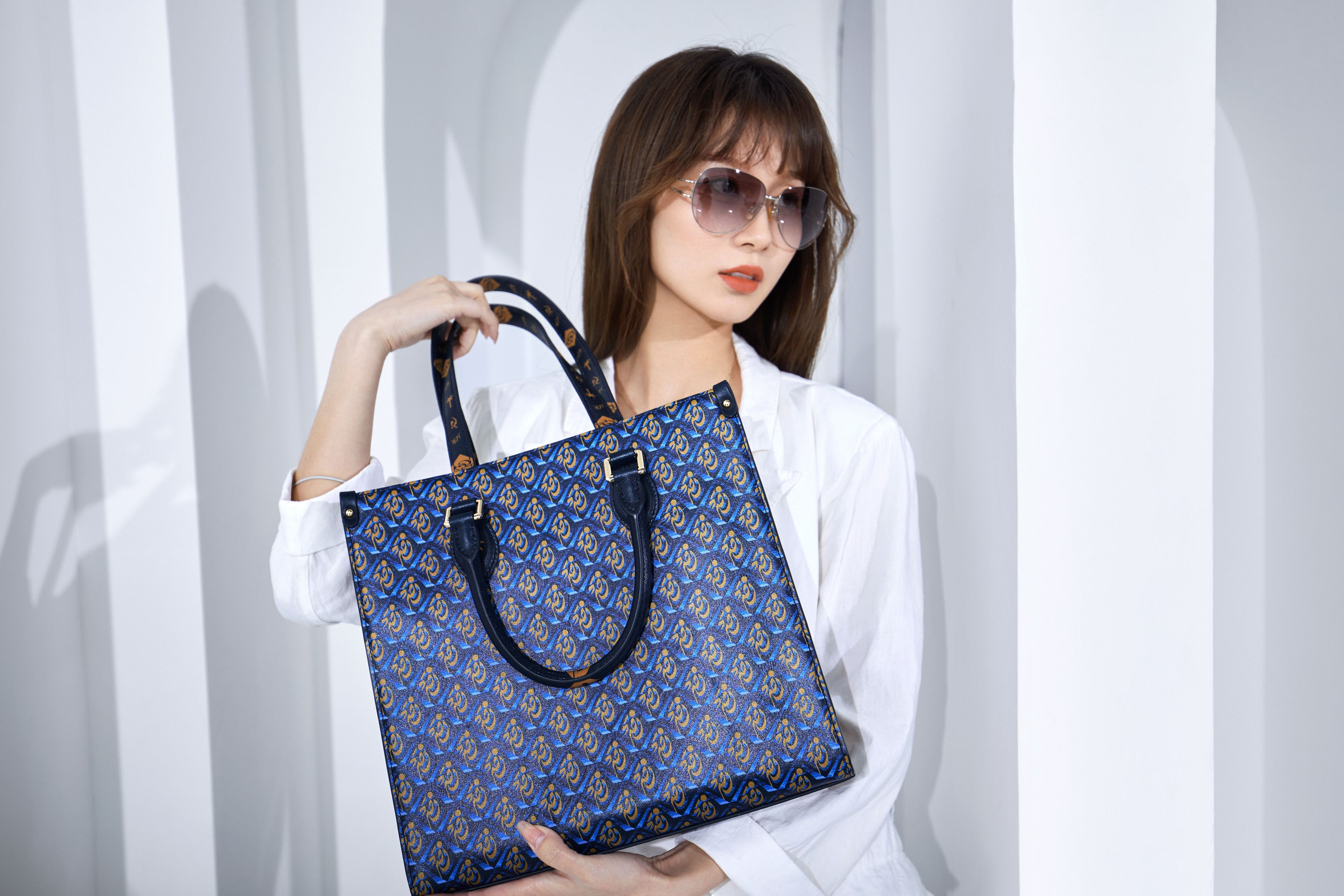 TOTE ICON DARK BLUE